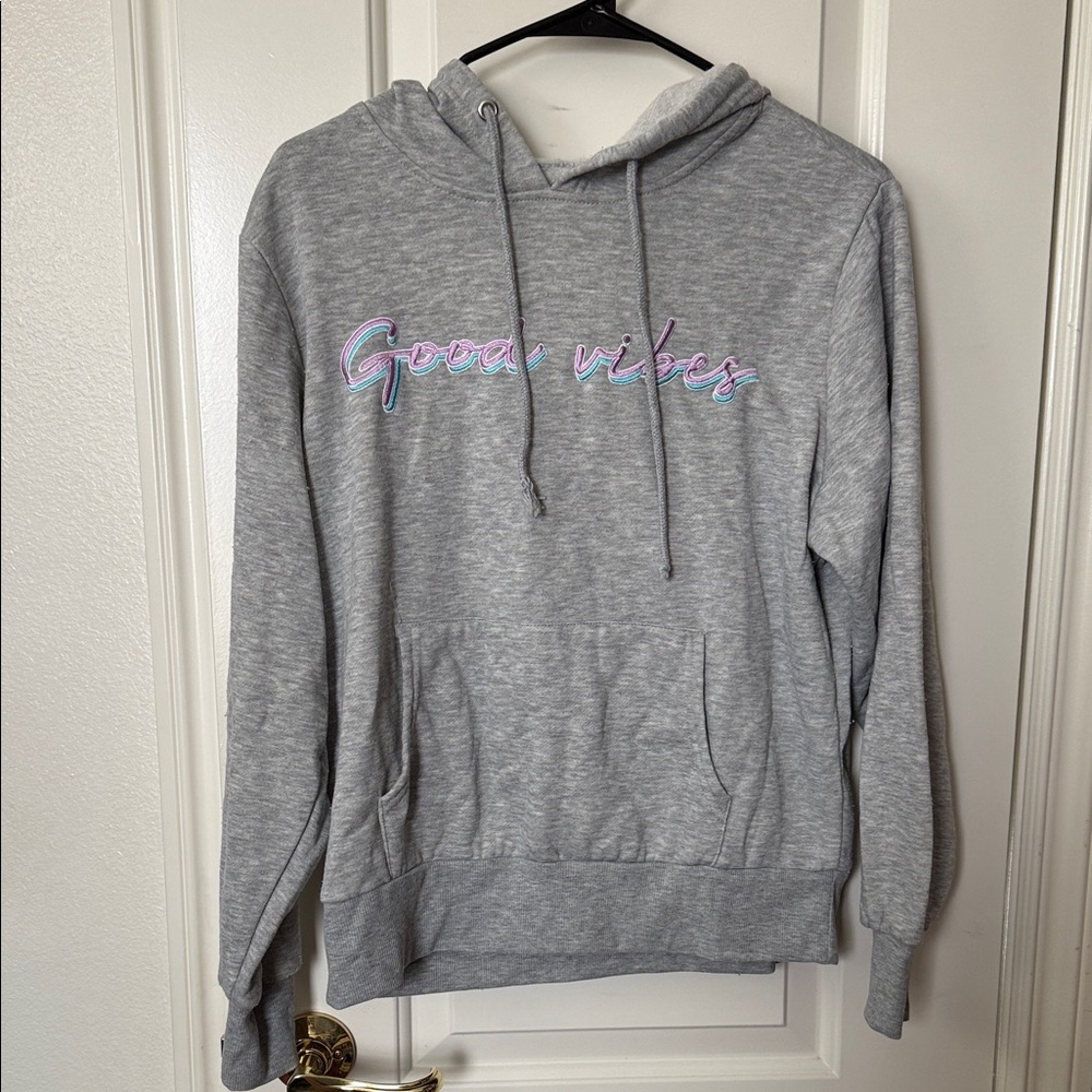 Women's Gray 'Good Vibes' Hoodie